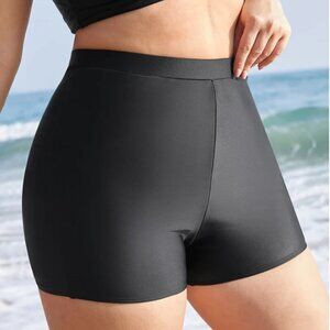BloomChic Plus size Black Plain Elastic Waist Swim Shorts
